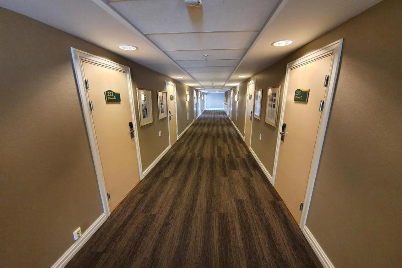 Roros Hotell - Bad & Velvaere Екстер'єр фото